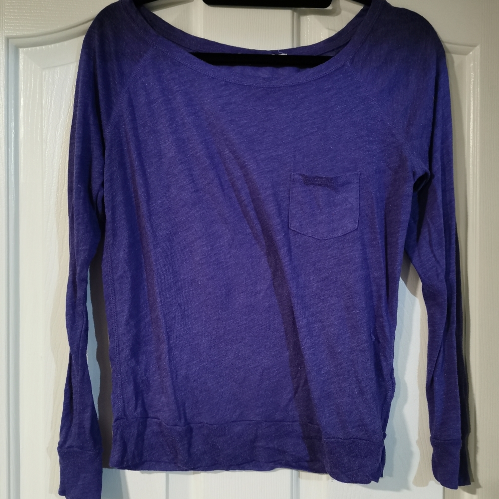 Thin purple sweater